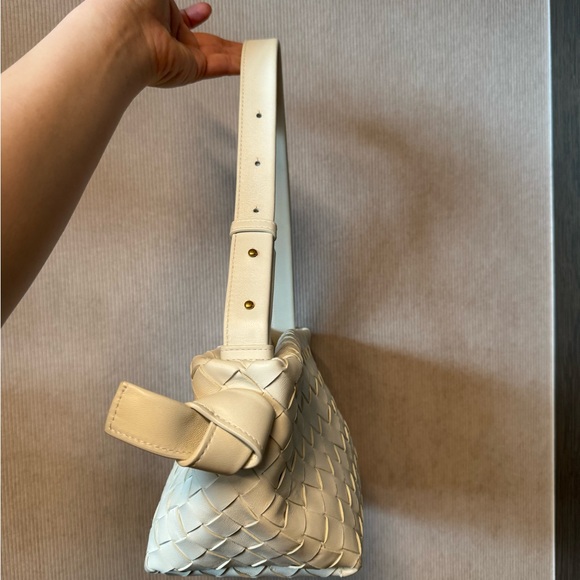 SOLD-Bottega shoulder bag - Picture 3 of 4